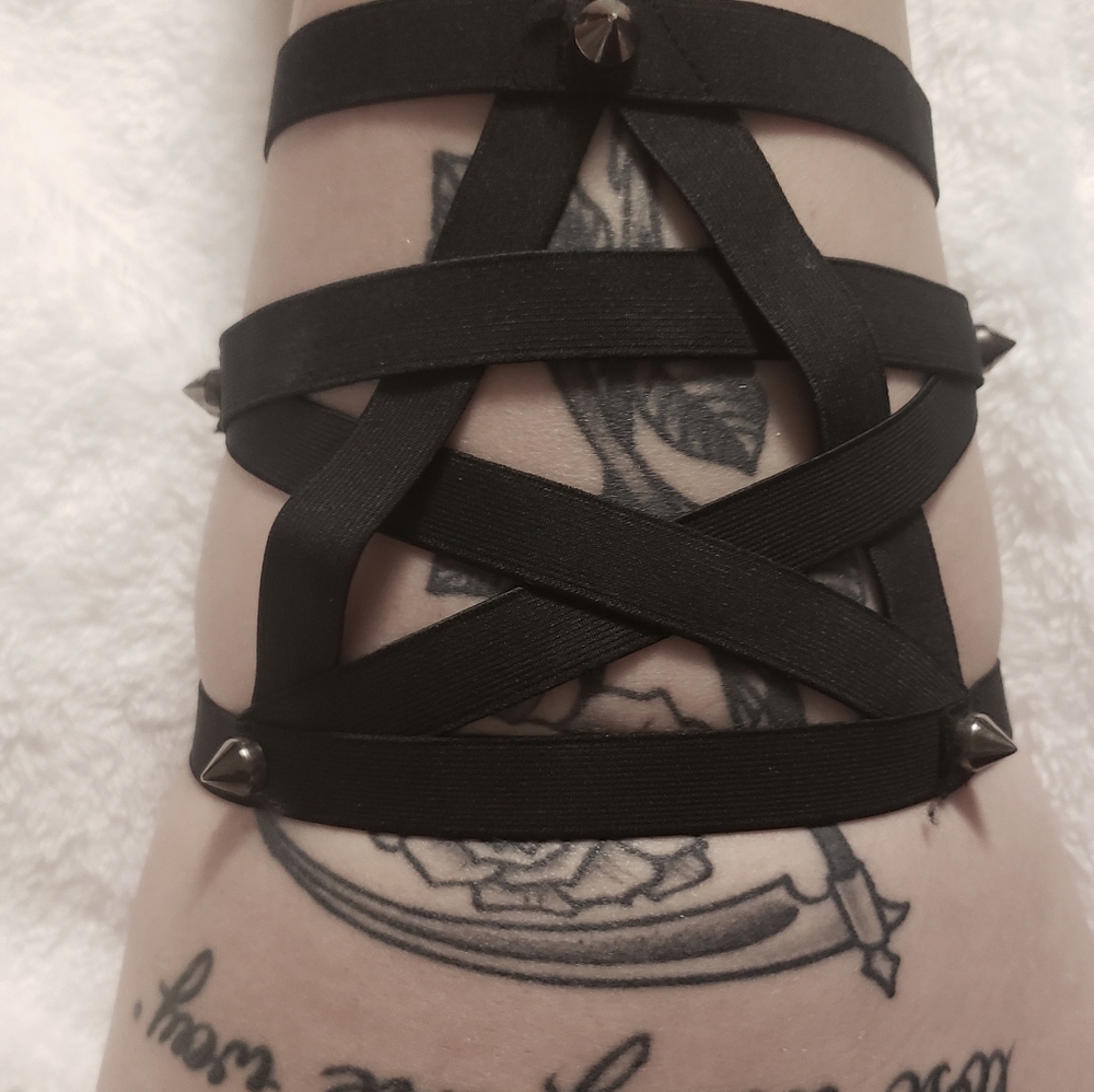 Pentagram Leg Harness